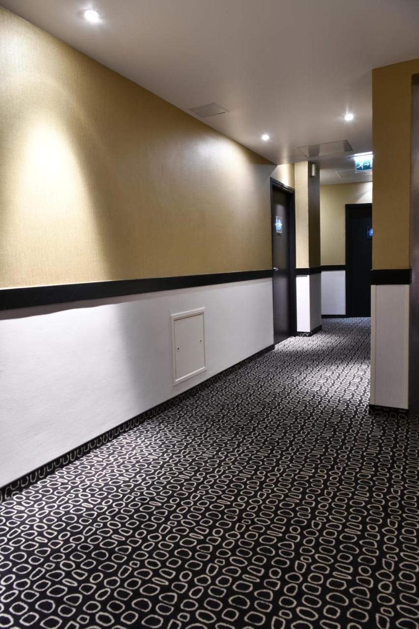 In Situ Hotel 瓦朗西纳 外观 照片