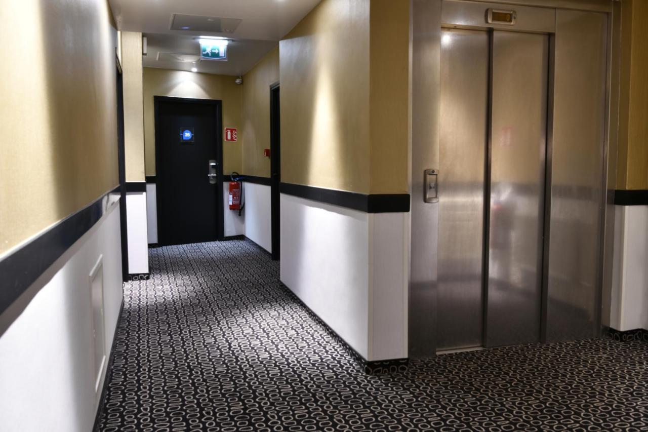 In Situ Hotel 瓦朗西纳 外观 照片