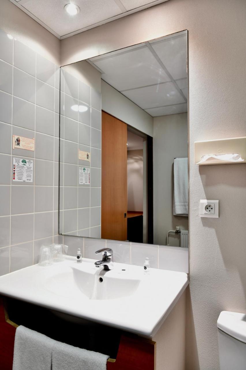 In Situ Hotel 瓦朗西纳 外观 照片